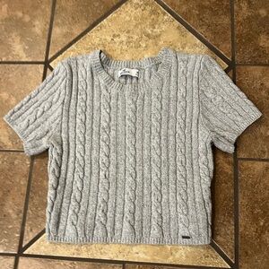 Hollister Grey Short Sleeve Crop Cable Knit Sweater, size medium